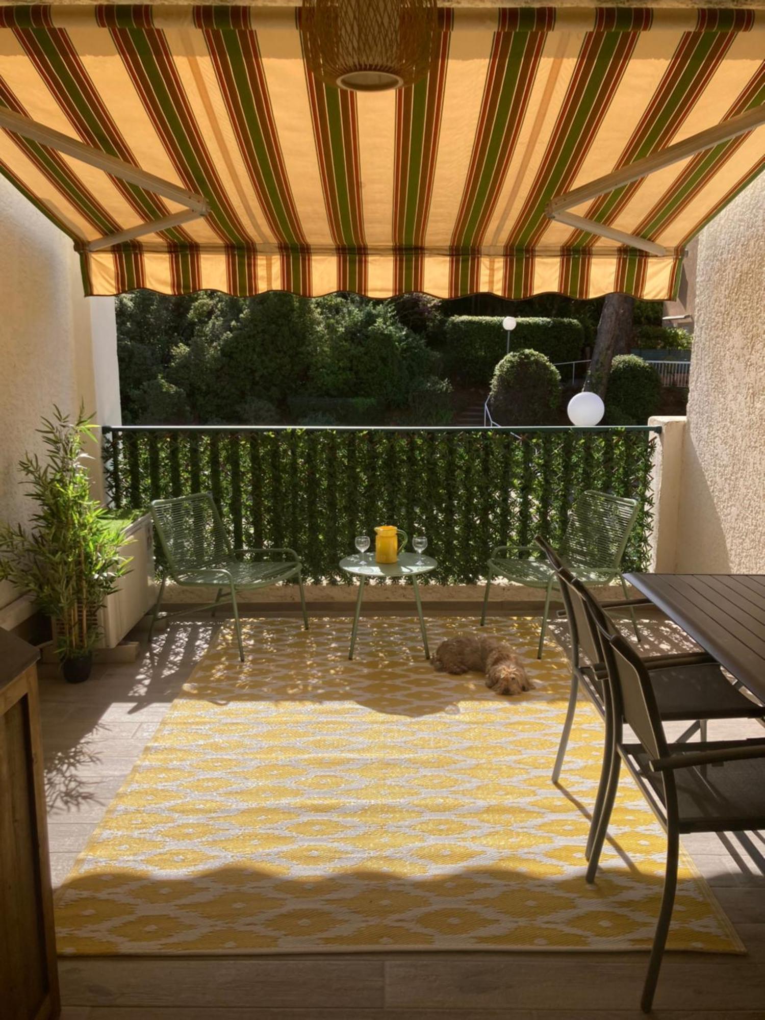 Studio 110 Grande Terrasse Proche Mer 邦多勒 外观 照片